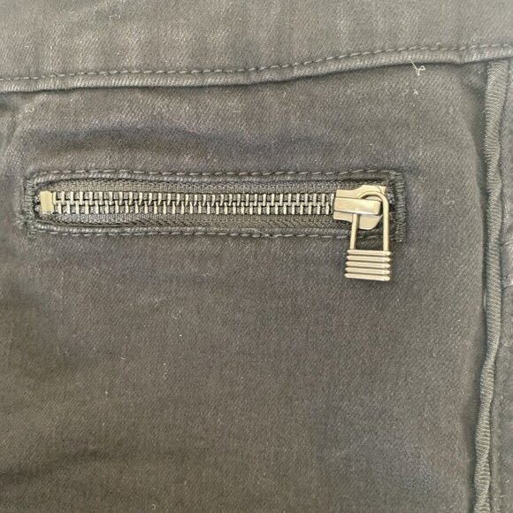 Urban Outfitters BDG Women’s Size 27 Black Kick Flare High Rise Cropped Jeans - Picture 9 of 10